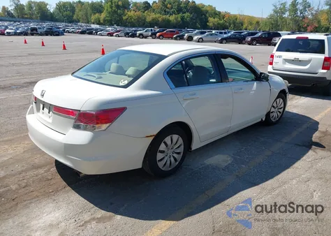 2011 Honda Accord 2.4 Lx z USA, uszkodzony, nr VIN 1HGCP2F30BA033746